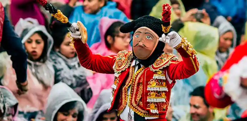 Danza de Paucartambo: Waka Waka, Elizabeth Florez Fotografía