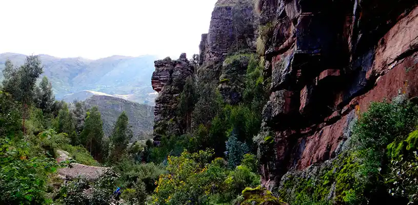 Farallones de Tecsecocha en Cusco| Un increíble recorrido natural Farallones de Tecsecocha en Cusco| Un increíble recorrido natural