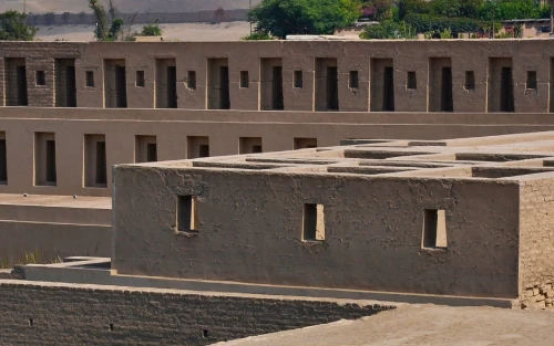 Caral vs Pachacamac. Tours desde Lima en antiguas civilizaciones andinas. Pachacamac como centro religioso del Perú