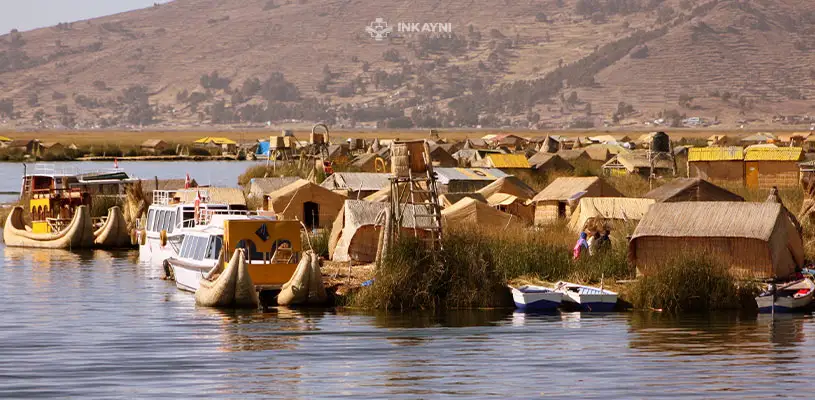 TOUR A LAS ISLAS DE LOS UROS Y TAQUILE - LAGO TITICACA EN LANCHA RÁPIDA