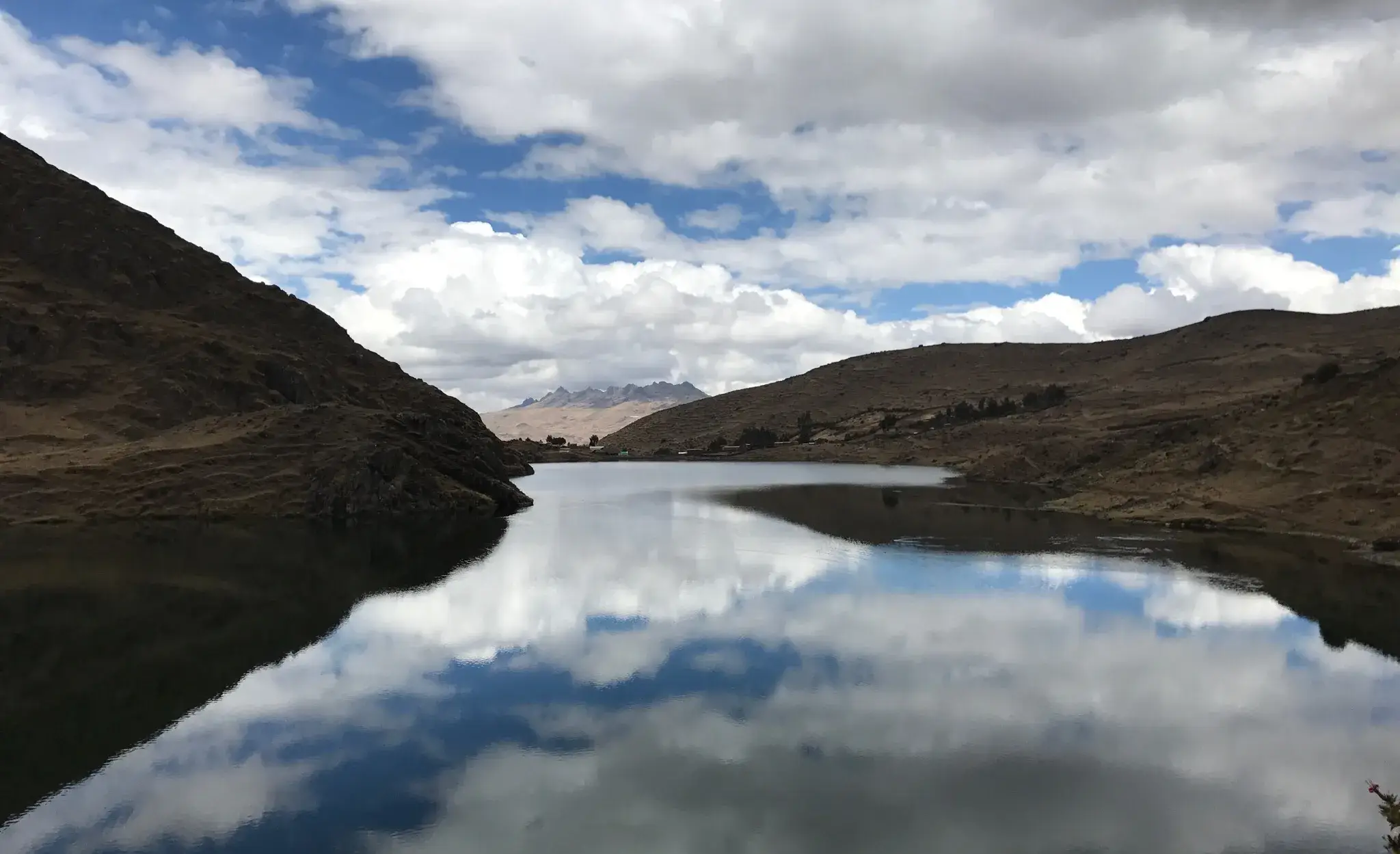 Kinsa Cocha Lagoon, the mirror of heaven.