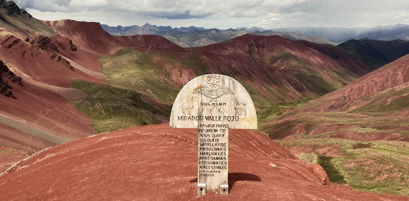 Mirador en el Valle Rojo Perú