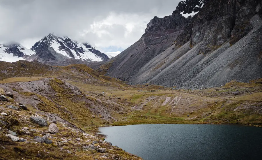 7 lagunas de Ausangate. Uno de los siete lagos de la montaña Ausangate