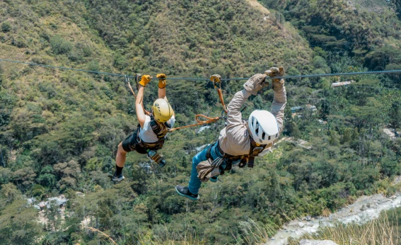 Actividades deportivas en el Inca Jungle Trek