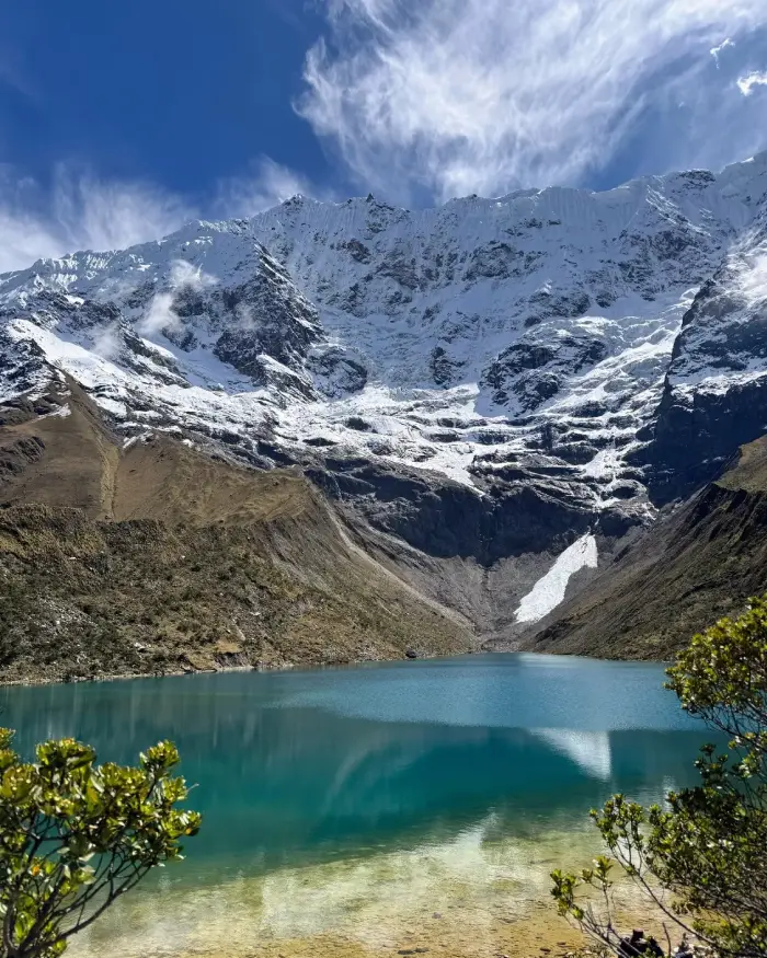 El reflejo de la montaña Salkantay en las aguas de la laguna Humantay
