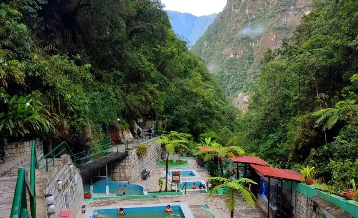 aguas calientes hot springs nature green