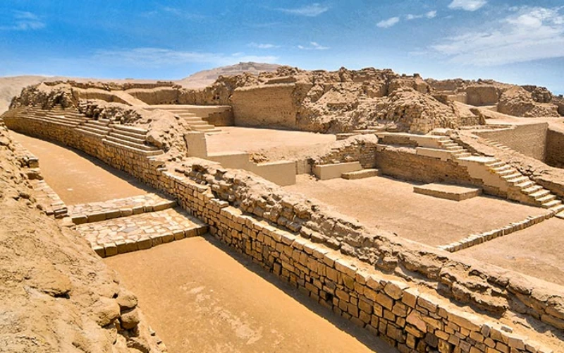 Caral vs Pachacamac. Tours desde Lima en antiguas civilizaciones andinas. Pachacamac como centro religioso del Perú