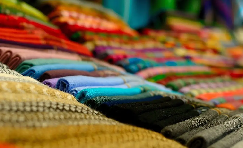 Telares en el mercado de Pisac