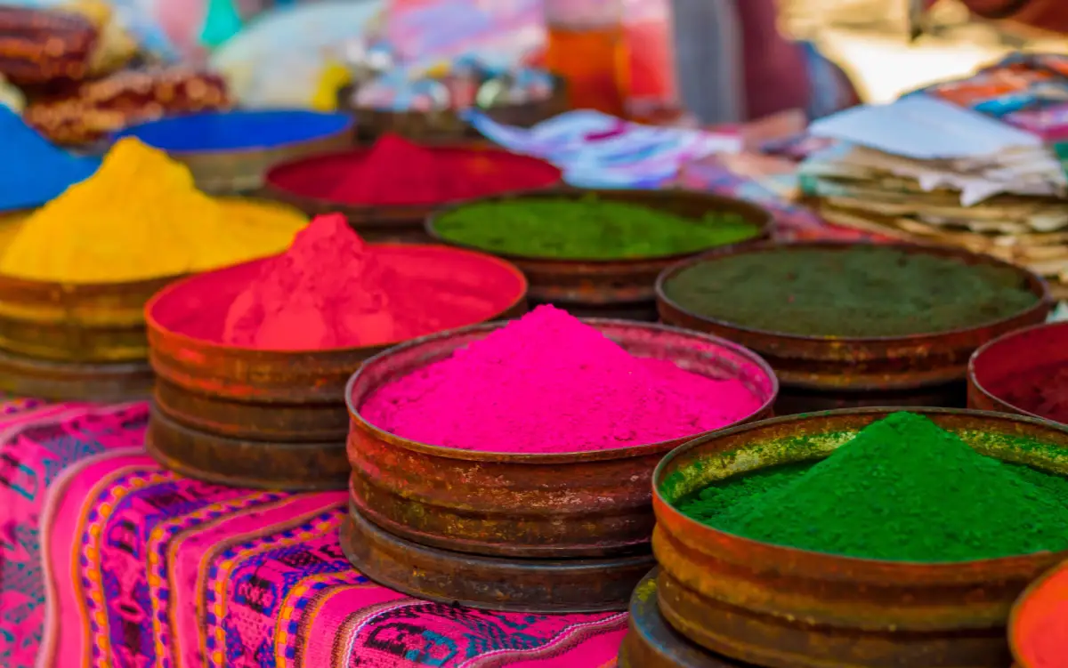 Natural dyes for textiles and wool at Pisac Market in the Sacred Valley
