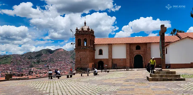 Plazoleta de San Cristóbal en Cusco / @inkayniperutours