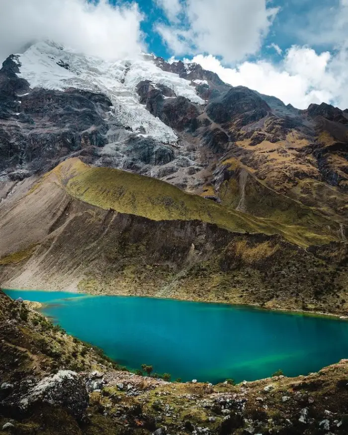 de hidroeléctrica a machu picchu cusco peru montaña nieve frío laguna turqueza ruta alternativa salkantay trekking
