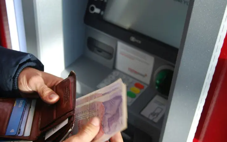 credit cards in peru cash money atm wallet