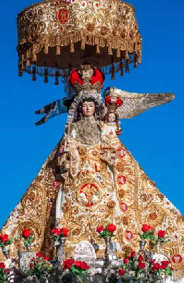Virgen de Purificada, in the middle of a procession