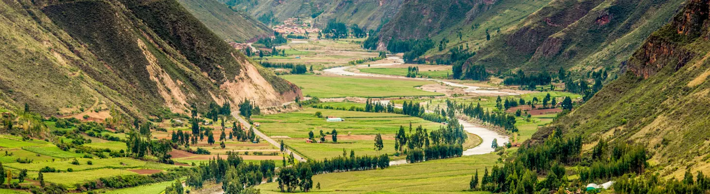 inkayni-peru-tours-sacred-valley-landscape-mirador-de-taray