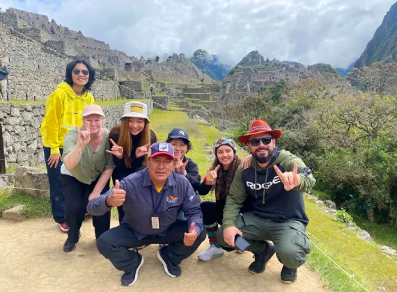 02 Day –  Sacred Valley & Machu Picchu tour with Vistadome Train